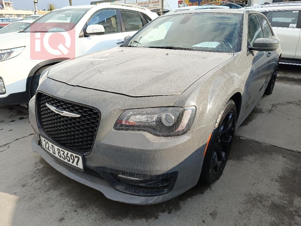 کرایسلەر 300